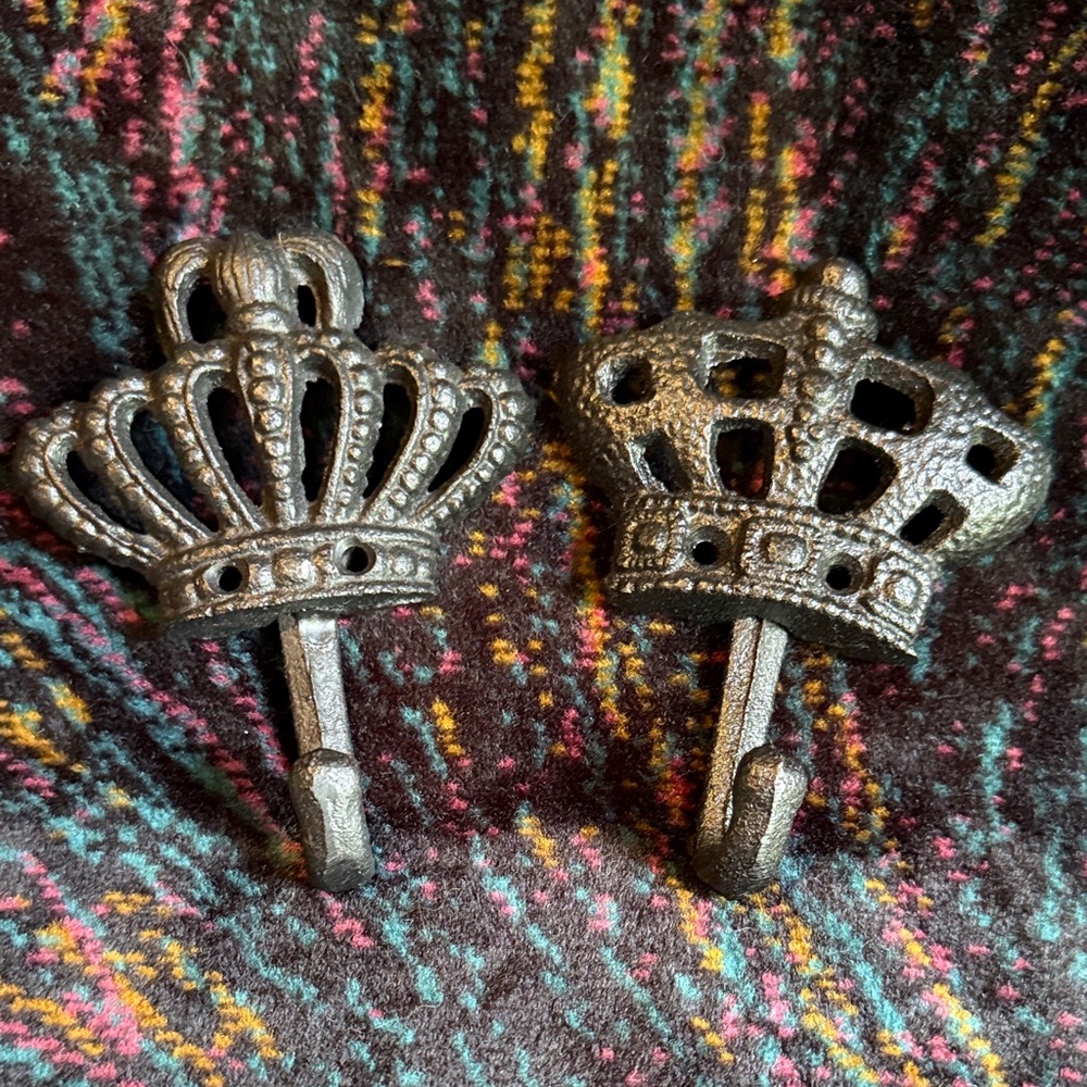 Vintage His and Hers Crown Wall Hooks
